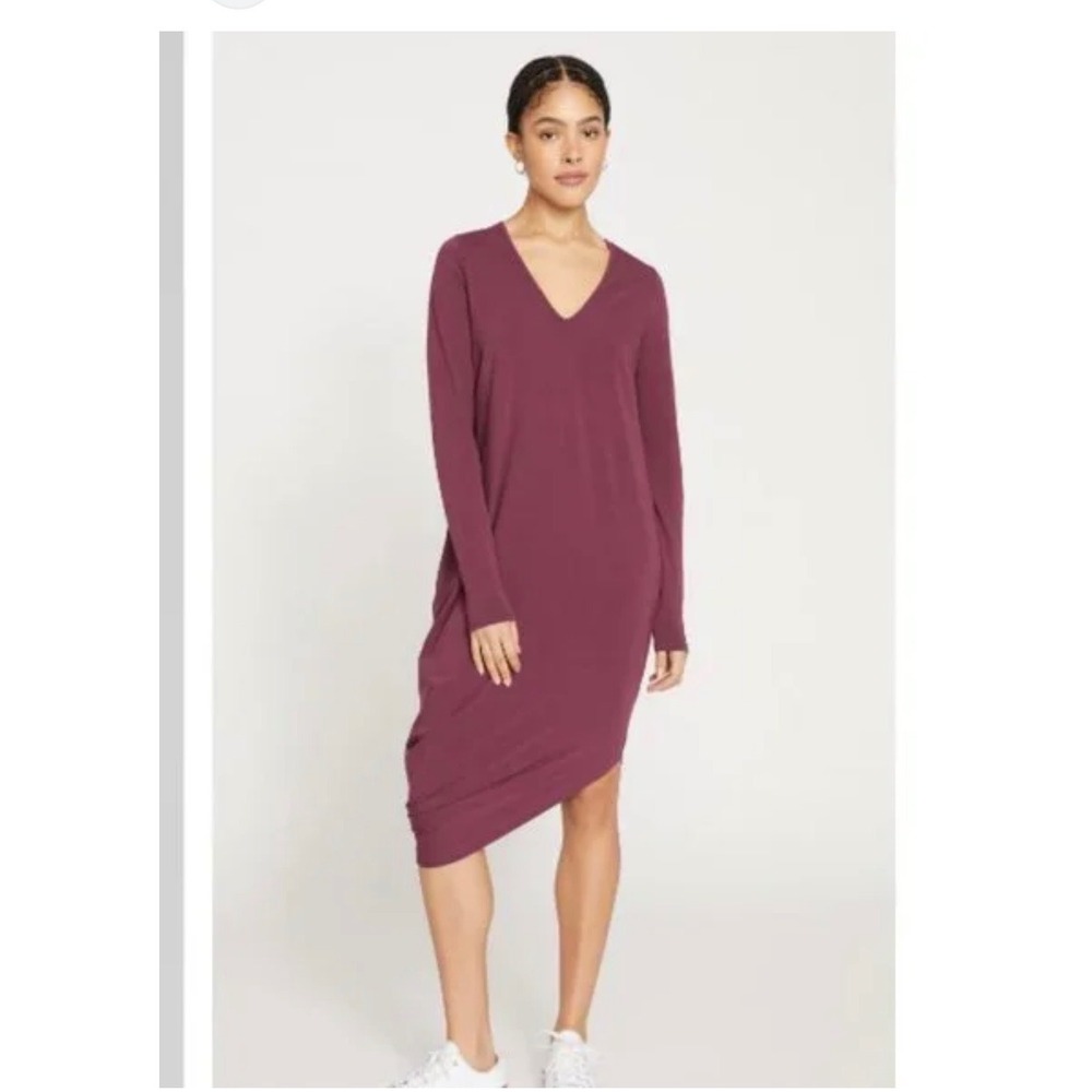 Universal Standard Misa V-Neck Jersey Dress Plum Pink Asymmetrical Midi